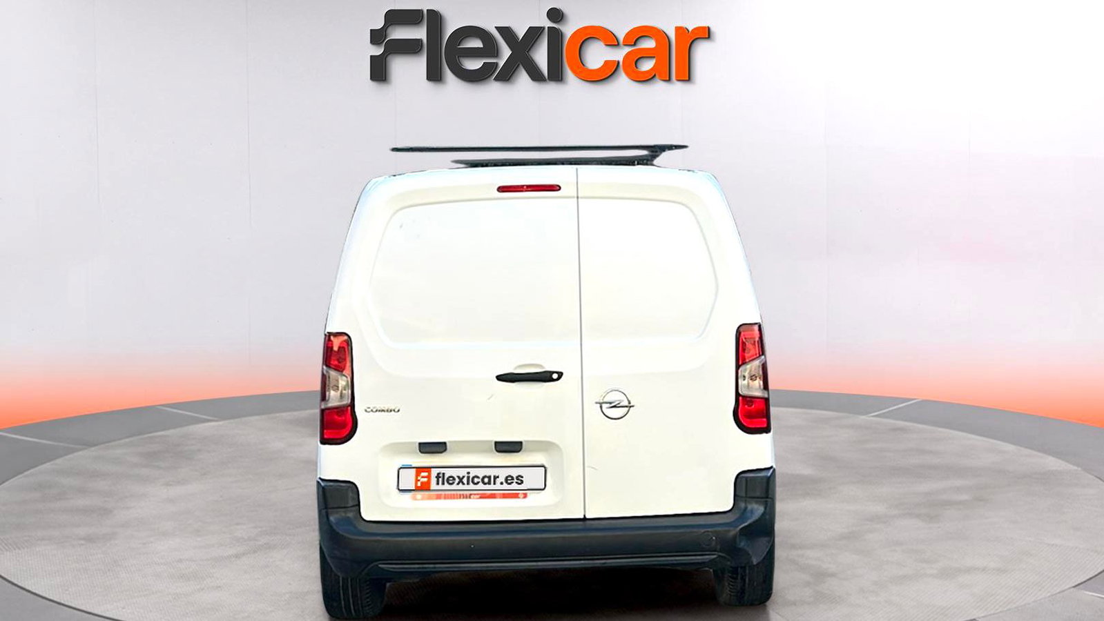 https://cdn-flexicar.caraffinity.it/public_appraisal_images_pro/images/stock/176057/ZkHMaubIns__WhatsApp Image 2025-10-06 at 22.20.12.jpeg